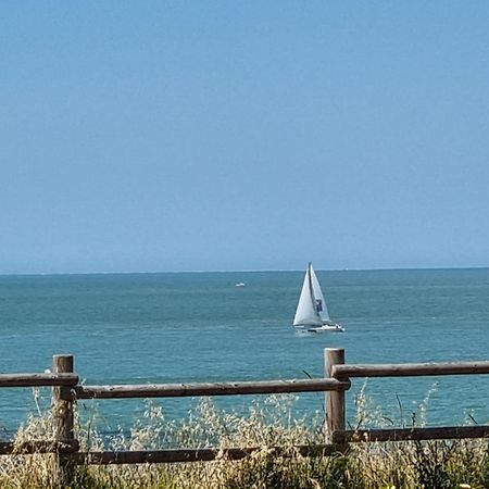 Les Rochers De Vallieres, Appartement De 35 M2 Avec 1 Chambre, Terrasses, Jardin 140 M2, Vue Panoramique Face A L'Ocean ! Saint-Georges-de-Didonne Εξωτερικό φωτογραφία